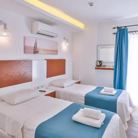 Aparthotel Mina